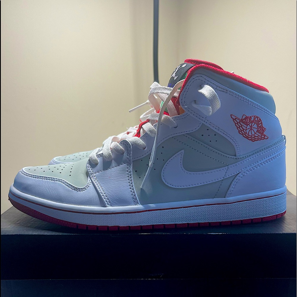 Jordan 1 Hare(2015) size 10 men white red and grey